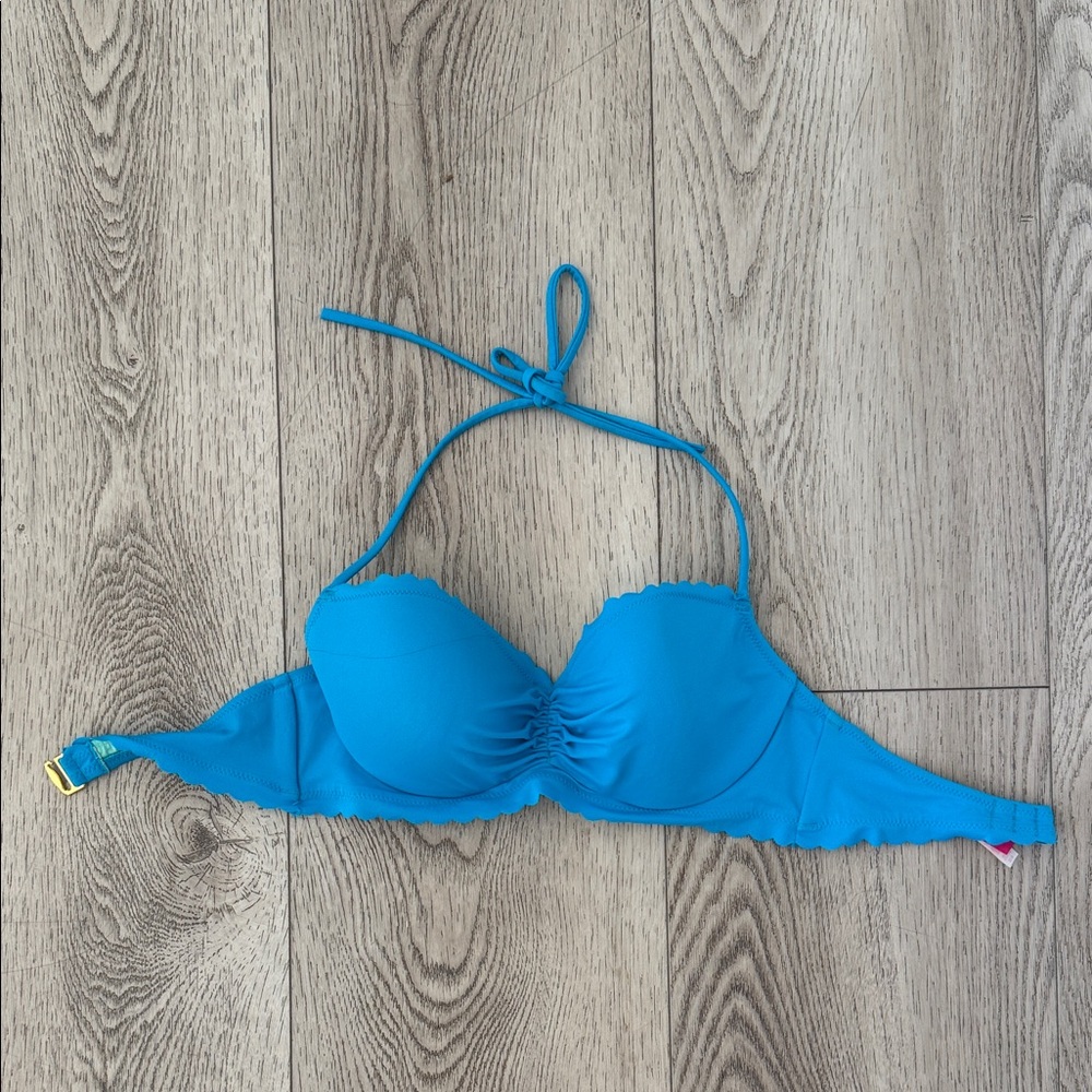 Victoria's Secret Turquoise Scallop-Edge Bikini Top - Picture 4 of 4
